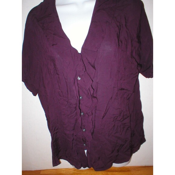 New Womens Express Top XS Dark Purple Small Nice Work School Blouse SS Viscose - Picture 3 of 10
